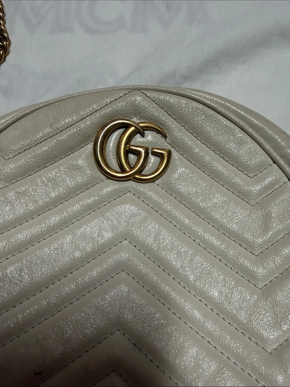 Gucci Round Chevron Crossbody Bag in Light Beige with Gold Hardware